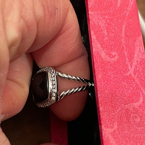 Faceted black Onyx Ring, cushion cut Rhodium plated split shank band, Sz. 7,NWT - Picture 6 of 16